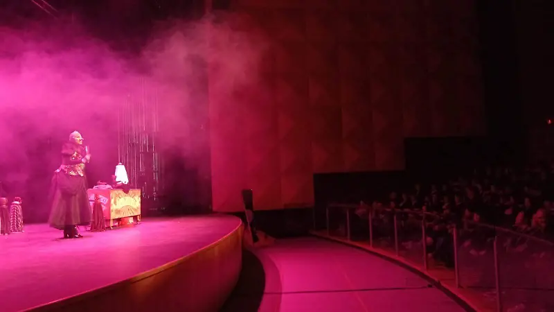 La obra duró una hora, por lo que el público disfrutó cada escena. 